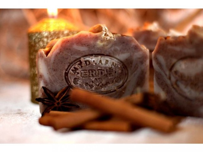 Jemné skořicové přírodní mýdlo